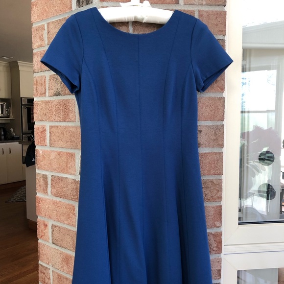 🌟SOLD Banana Republic blue A-line dress with short sleeves and zipper on back - Picture 1 of 4